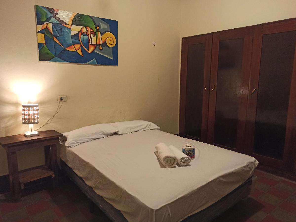 ホテルHarvest House Nicaragua León エクステリア 写真