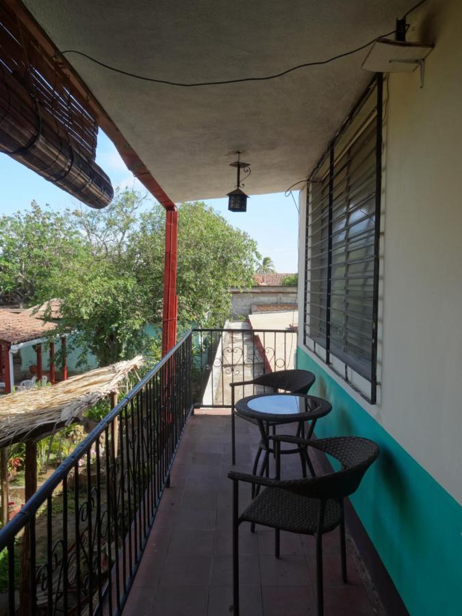 ホテルHarvest House Nicaragua León エクステリア 写真