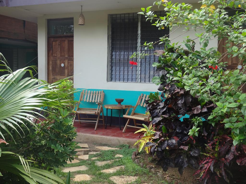 ホテルHarvest House Nicaragua León エクステリア 写真